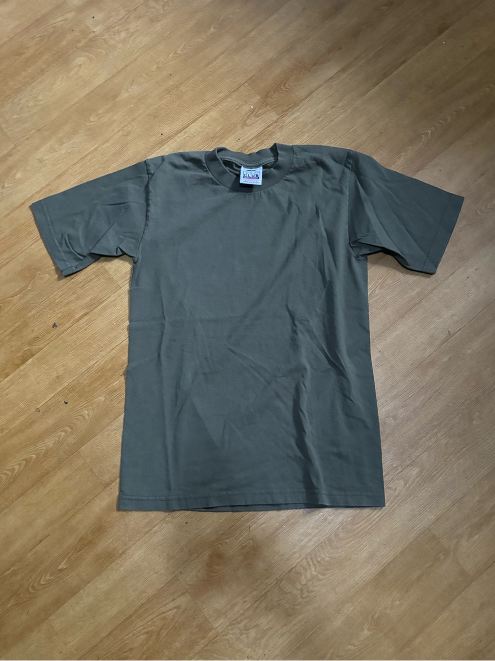 Men's Short Sleeve Crew Neck T-Shirt in Olive Green